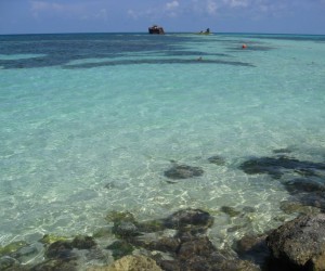 San Andres, The sea Source: Panoramio  by Geosergio
