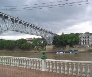Girardot - Railway Bridge Source: flickr com por Baiji